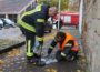 Feuerwehr macht Hydranten winterfest