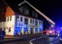 Mülltonnenbrand greift auf Dach über</br>Evakuierung von Hotelgästen