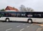 Bus blockiert Straße